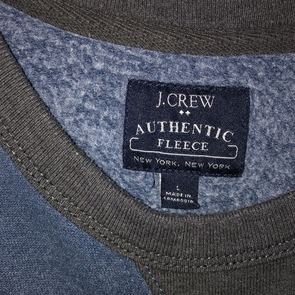 Men’s long sleeve fleece - Picture 2 of 2